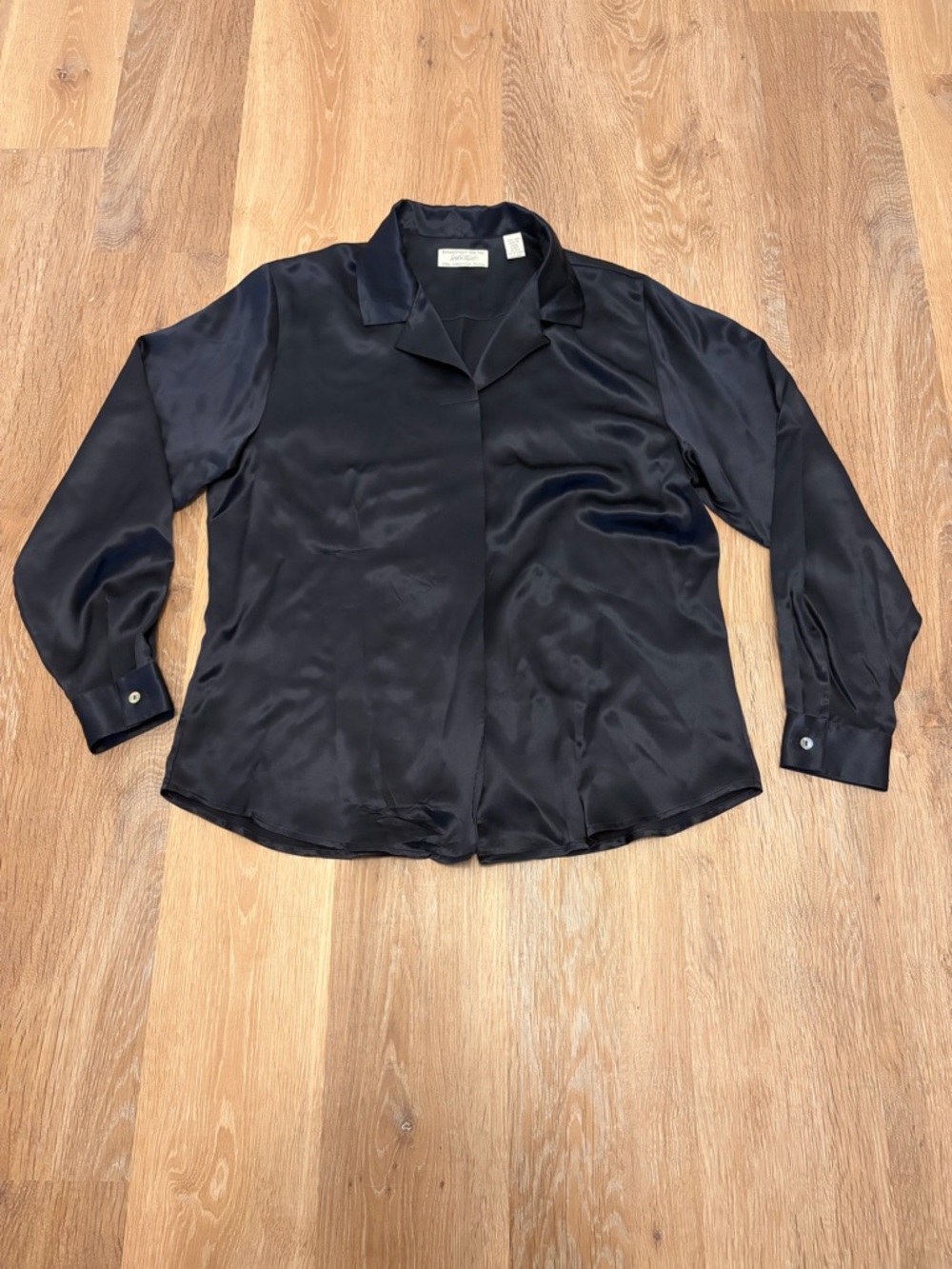 Lord and Taylor Silk Button Up Casual Top Classic Blouse 14P